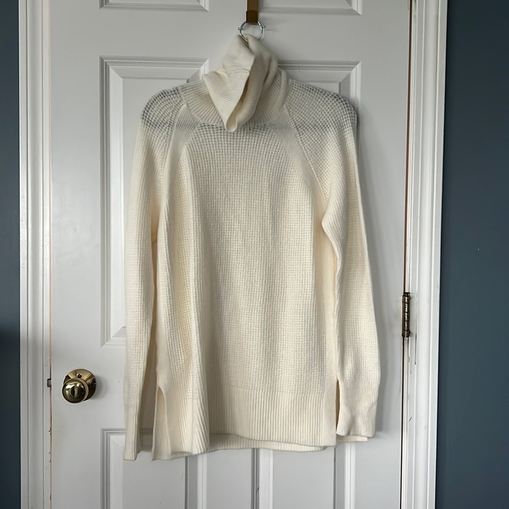 Loft White Medium Sweater only worn twice